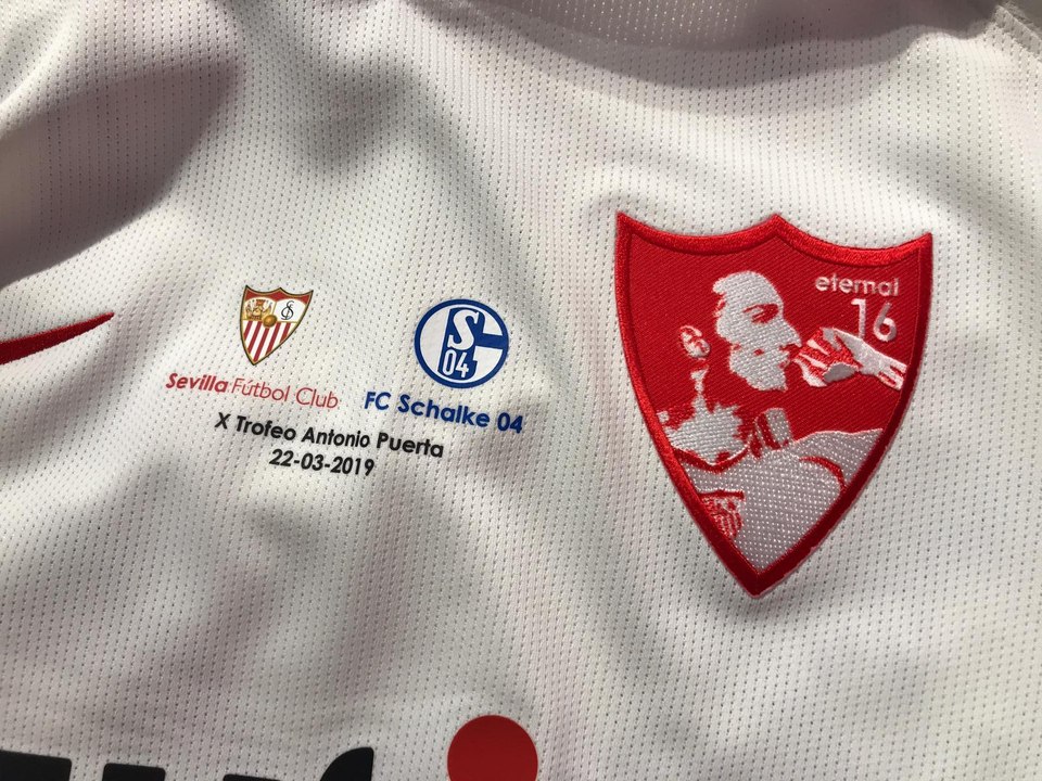 Así será la camiseta del Sevilla en el trofeo Antonio Puerta