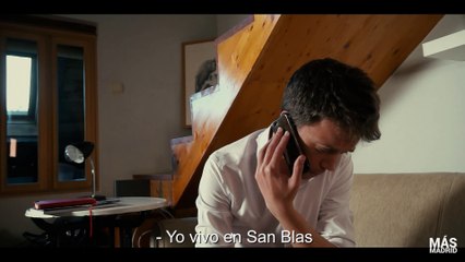 Errejón contesta al teléfono del votante: "Votes a quien votes, necesito escucharte".