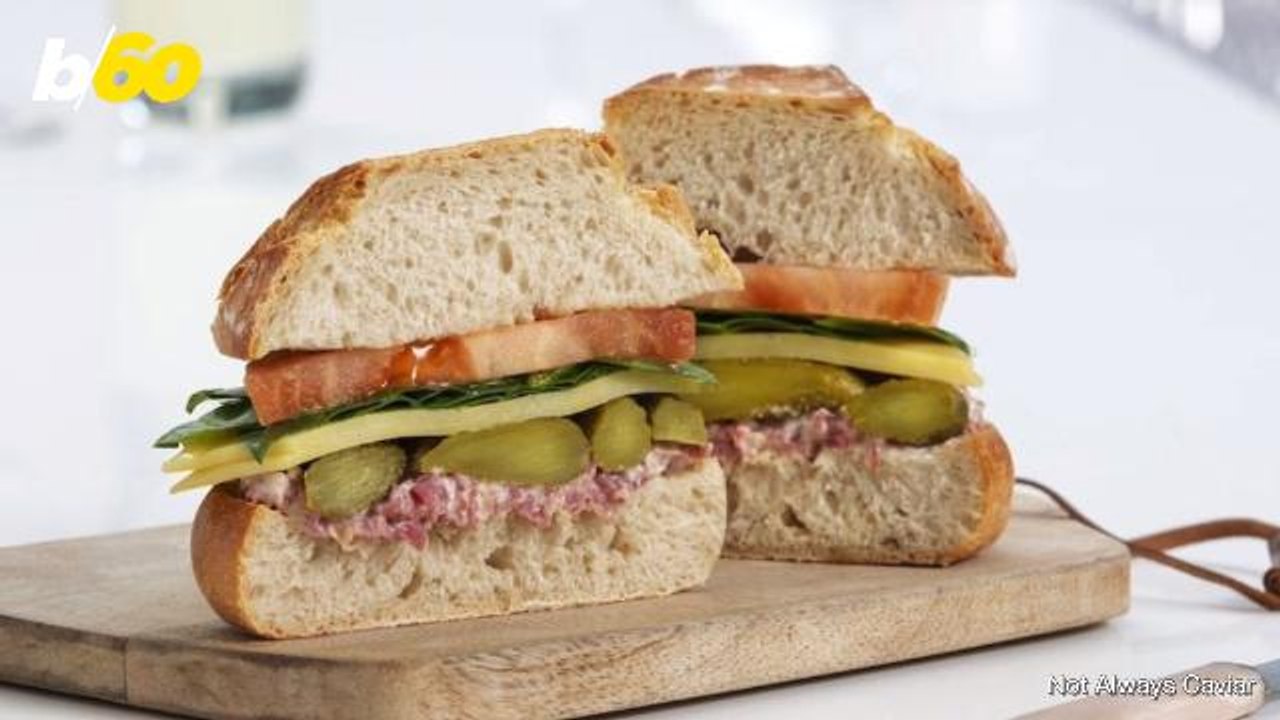 Why This 'Airplane Sandwich' Might Taste Better on Flights