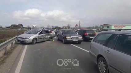 TV Ora - Aksident në Fushë Krujë, dy të plagosur