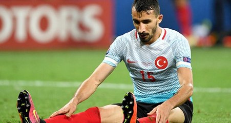 Download Video: Mehmet Topal, Sakatlığı Nedeniyle Milli Takım Kadrosundan Çıkarıldı