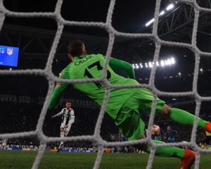 كرة قدم: دوري أبطال أوروبا: رونالدو يواجه تهمة السلوك غير اللائق بسبب احتفاله بالهدف