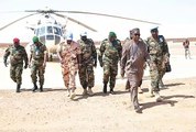 Le Ministre d'Etat chargé des Affaires présidentielles et de la Défense nationale a rendu une visite surprise aux soldats guinéens du Bataillon Gangan 4 basés à Kidal au Mali