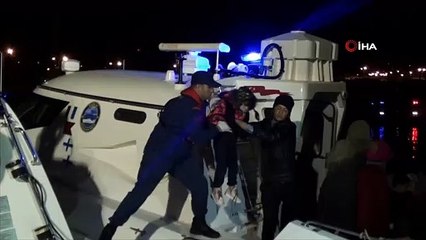 - İzmir Çeşme’de 54 düzensiz göçmen yakalandı