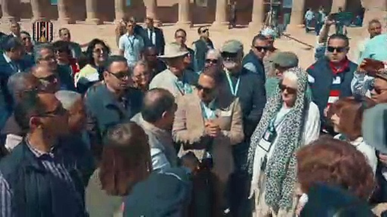 رحلة  السيسى فى معبد فيلة بأسوان رفقة شباب عربى وإفريقى