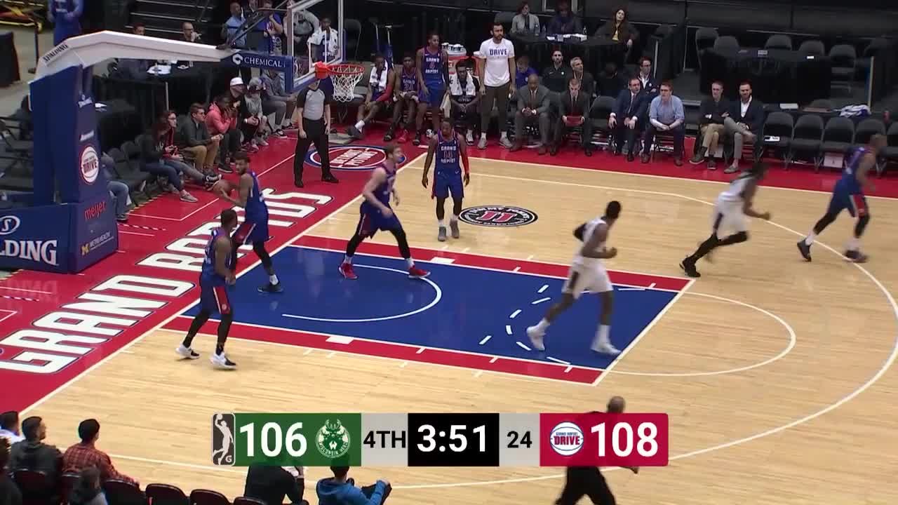 Michael Qualls (29 points) Highlights vs. Grand Rapids Drive