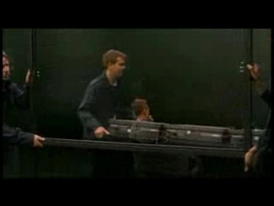 Zaho - C'est chelou (=>Le clip<=)