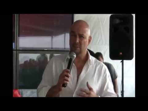 Fortalece Récord sus alianzas comerciales