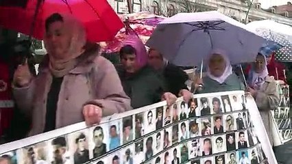 Srebrenica-Überlebende hoffen auf Lebenslänglich für Karadžić
