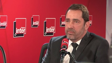 Christophe Castaner, sur la vidéo qui le montre en boite de nuit : "Je regrette que le fait qu'aller dans un restaurant pour rejoindre un anniversaire ça puisse faire polémique"