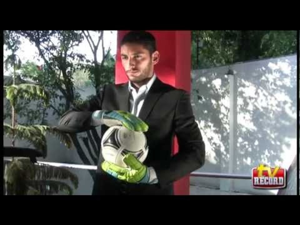 Corona muestra el estilo
