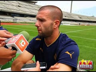 Villa y Bravo piden paciencia a la afición puma