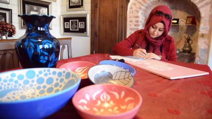 Geleneksel el sanatını milyonlarca iğne darbesiyle yaşatıyor - KÜTAHYA