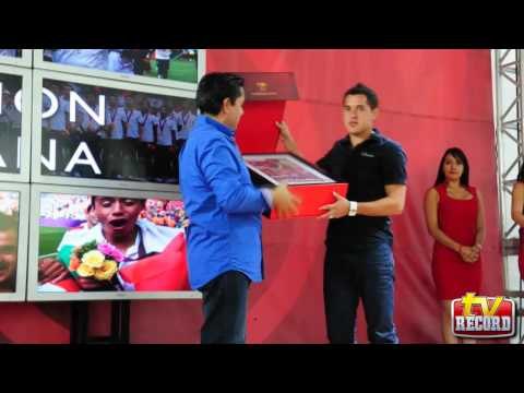 Reconocen a medallistas olímpicos