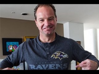 Luis García y su afición por los Cuervos de Baltimore