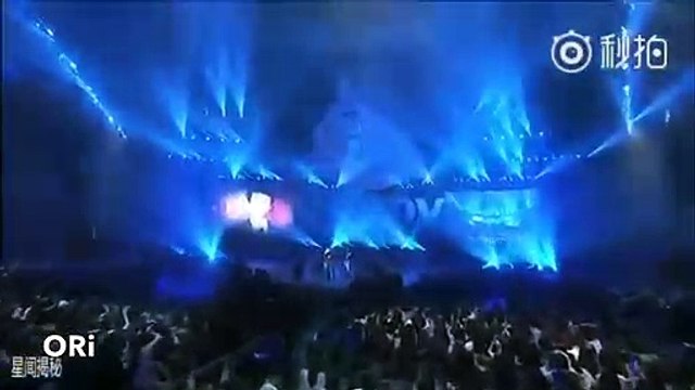 Vương Tuấn Khải bất ngờ hát LẠC TRÔI bằng tiếng Trung tặng Fan Việt ở Trung Quốc