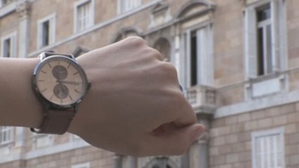 Torra agota el plazo para decidir si retira los lazos amarillos