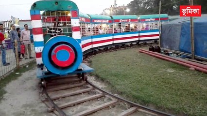 বানিজ্য মেলায় শেষ মুহূর্তে ছাড়ের ছড়াছড়ি কেতাদের উপচেপরা ভীর