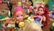 MONTRER et le DIRE ! Elsa & Anna les tout-petits à l'École - l'Un est Endormie - enseignant - Barbie problèmes de Mathématiques