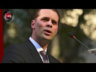 Piojo Herrera golpea a Christian Martinoli en Aeropuerto de Filadelfia