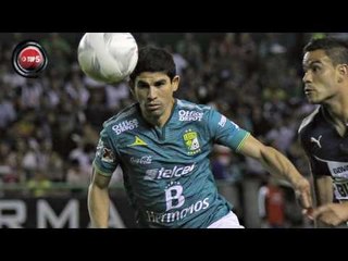 Alan Pulido, presentado como refuerzo de Chivas