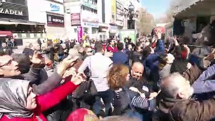 Wonderland Eurasia'nın açılışı dolayısyla vatandaşlara futbol ve basketbol topu dağıtıldı - ANKARA