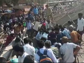 கர்நாடகாவில் இடிந்து விழுந்த 6 மாடி கட்டிடம், மீட்பு பணி தீவிரம்!