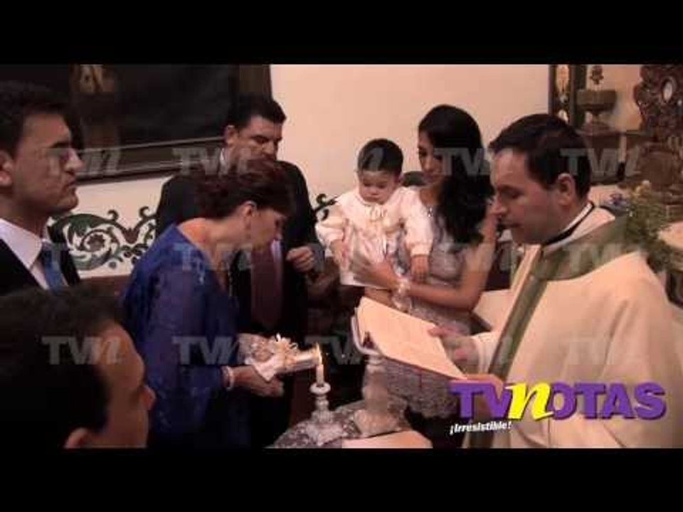 Cynthia Urias y Jorge Cantú bautizaron a su hijo
