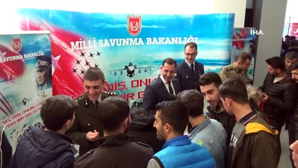 Binlerce öğrencinin katılımıyla ‘Güneydoğu Bölgesel Kariyer Fuarı’ açıldı