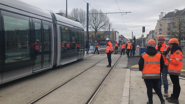 Le tram est arrivé en centre-ville