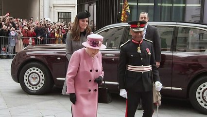 Queen and Duchess of Cambridge visit King's College