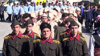 - Onbeşliler Atalarının izinden yürüdü