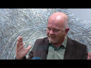 Adrian Devolli hap ekspozitën “përgjithmonë kanavace” - News, Lajme - Vizion Plus