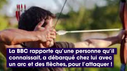 Un homme survit à une attaque de flèches grâce à son smartphone