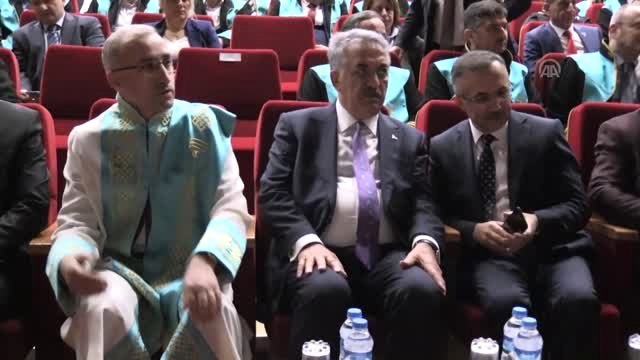 Hayati Yazıcı: Genç, Dinamik Nüfusu Donanımlı Hale Üniversiteler Getirir