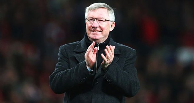 Sir Alex Ferguson'un Manchester United'ın Başında Çıktığı Son Maçta Çiğnediği Sakız, 390 Bin Pounda Satıldı