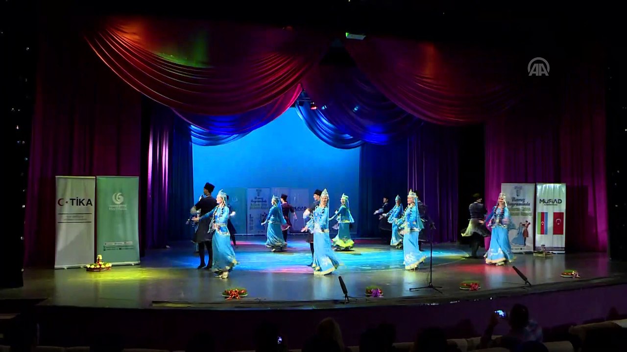 'Azerbaycan-Türkiye Halk Dansları' gösterisi - BAKÜ