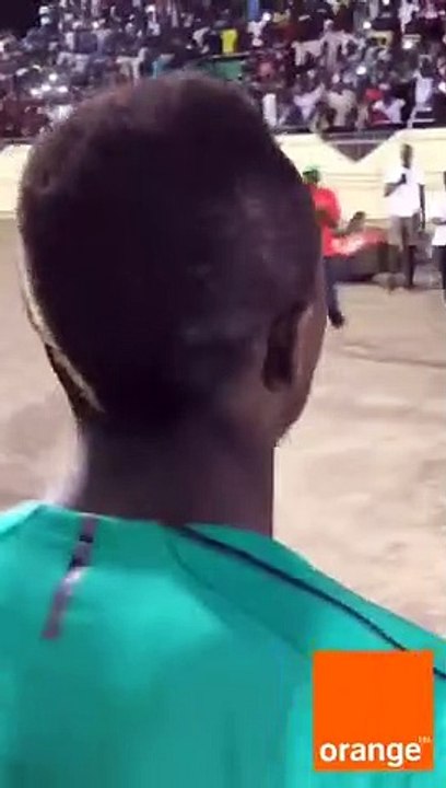 Sadio Mané qui va charrier les supporters de Manchester United prése
