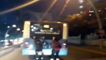 Başkent’te faciaya davetiye çıkaran patenciler kamerada