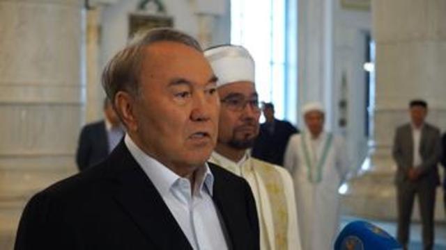 Kazakh President Nazarbayev, Central Asia's venerated patriarch, resigns