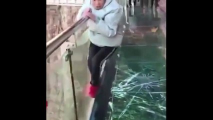 ESTO PASA CUANDO VAS AL MEJOR PUENTE DE CRISTAL DEL MUNDO