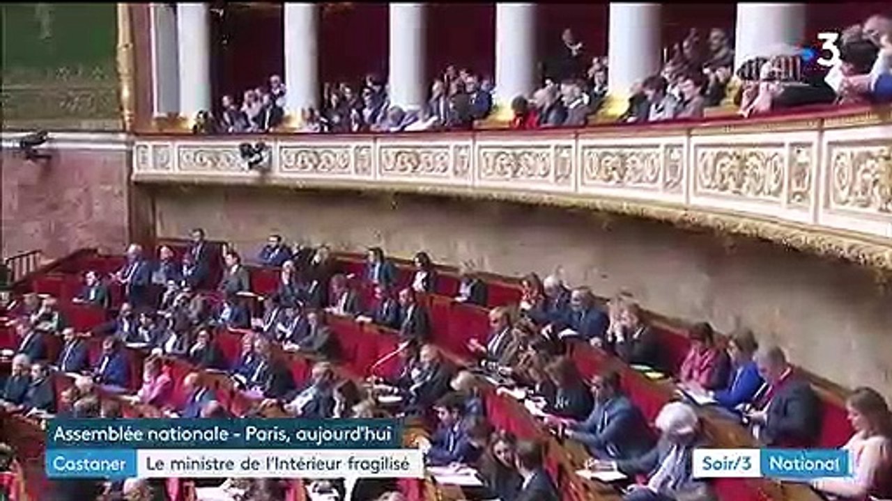"Gilets jaunes" : l'opposition vent debout cont...