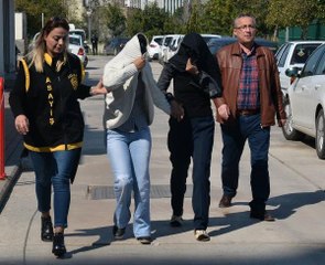 Eşiyle İlişki Yaşayan Kişiyi Başına Taşla Vurarak Öldürdü