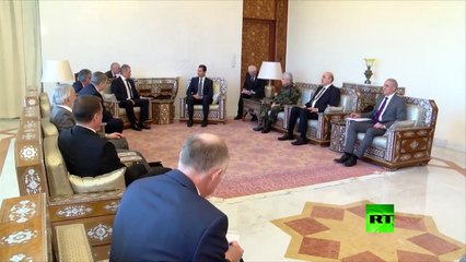 تفاصيل الزيارة المفاجئة لوزير الدفاع الروسي إلى بشار الأسد (فيديو)