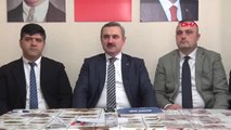 İstanbul AK Parti İl Başkanı Şenocak, Oy Kullanmak İstemeyen Genci İkna Etti