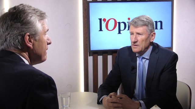 «Le grand débat, c’est de l’enfumage !», lance Philippe de Villiers