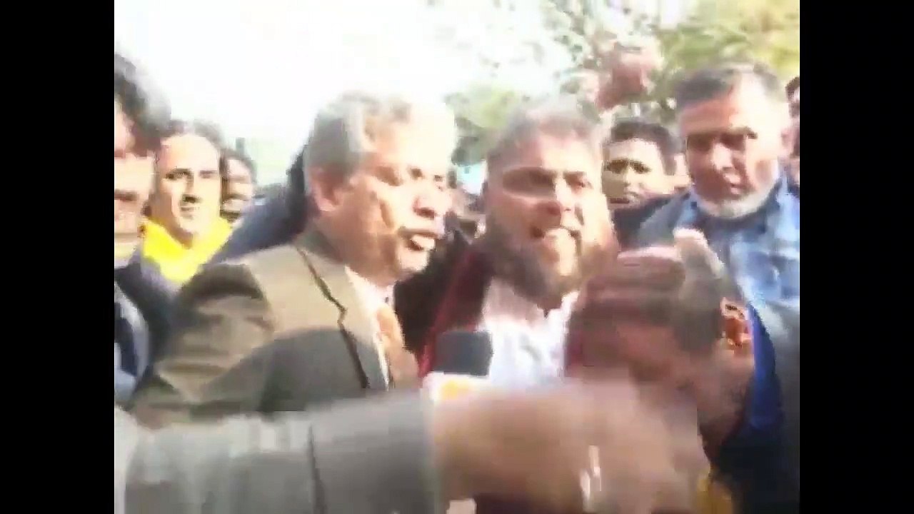 Pakistani Funny Reporters Compilation|Bloopers|Videos| Urdu|Hindi 2019