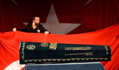 Oyuncu Ümit Yesin Son Yolculuğuna Uğurlanıyor