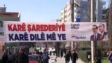AK Parti'nin Kürtçe afişli seçim çalışmasından Diyarbakırlılar memnun - DİYARBAKIR