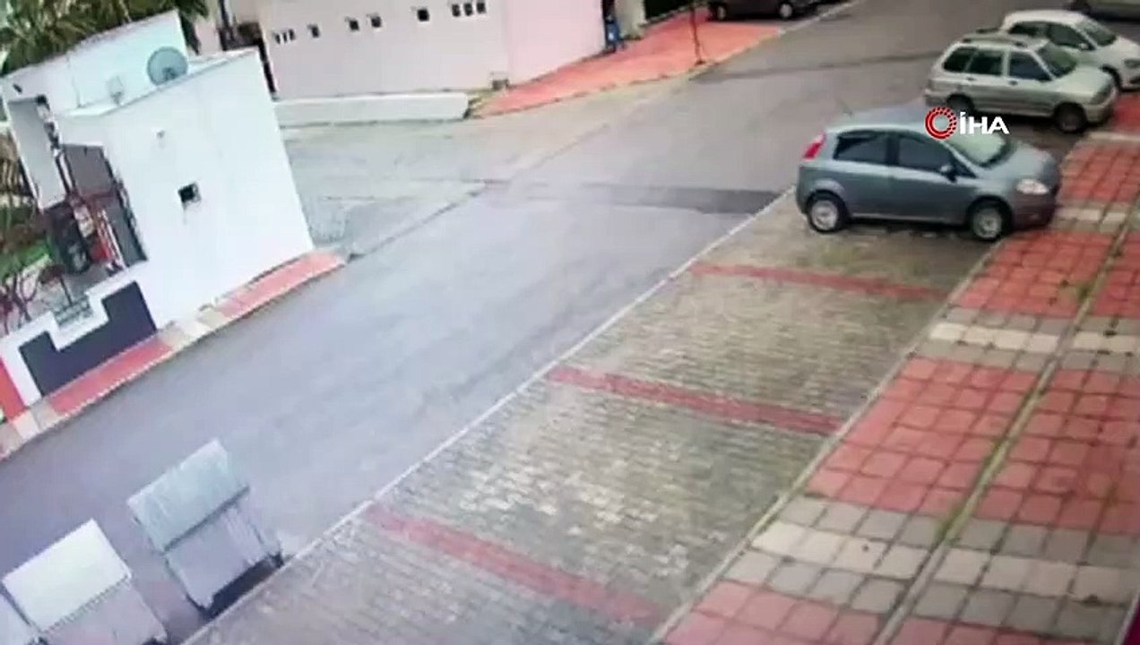 Kapkaççılar genç kıza dehşeti yaşattı